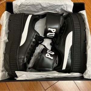 Fenty Puma ankle strap Phatty Creeper sneakers size 6